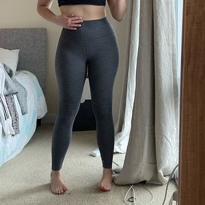 Grey Lululemon 25 inch